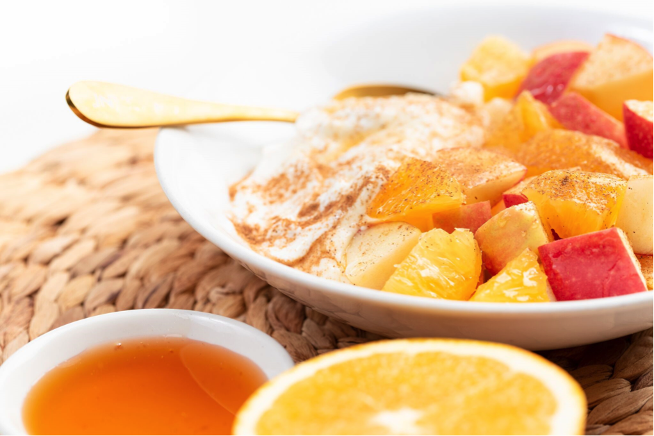 Orange-and-Apple-with-Honey-and-Cinnamon-Yoghurt-Dip.png
